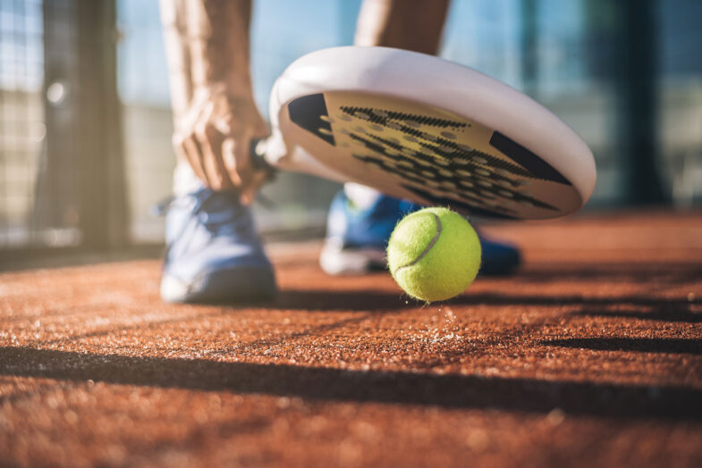 Padelrack och boll
